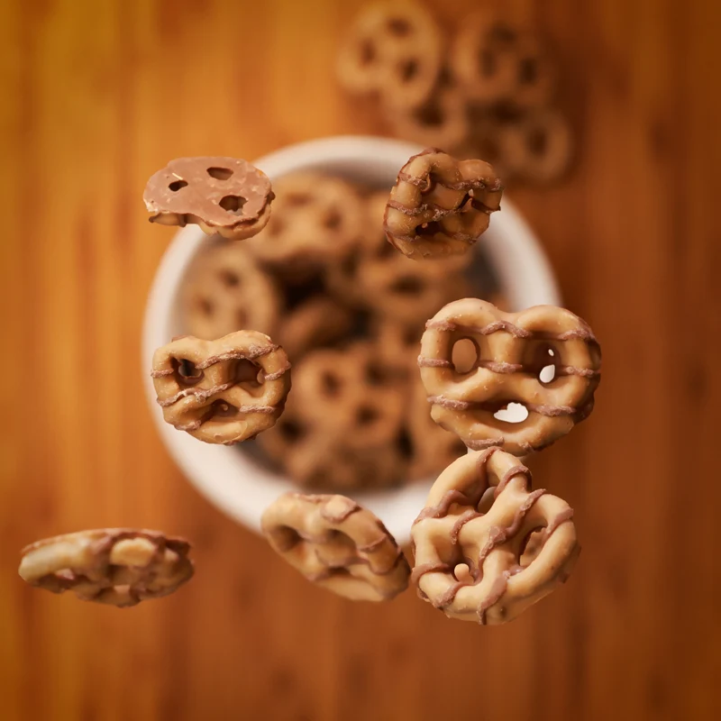 Reese's Dipped Pretzels - 4.25oz (120g) - Image 3